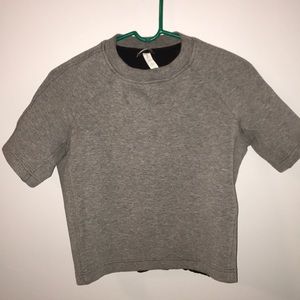 grey lululemon top